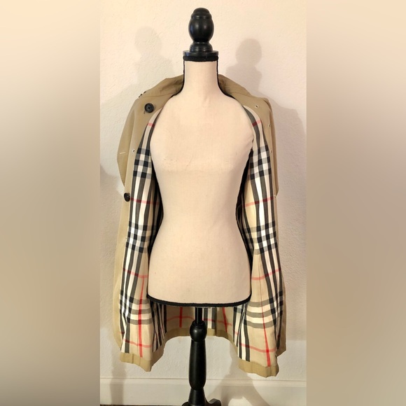 Burberry Tan Trench Coat - Picture 3 of 8